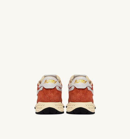 AUTRY Woman REELWIND LOW SNEAKERS IN WHITE AND ORANGE RUST NYLON AND SUEDE