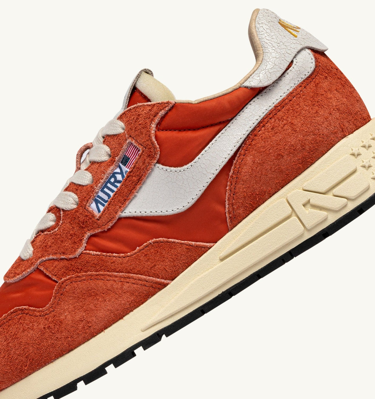 AUTRY Woman REELWIND LOW SNEAKERS IN WHITE AND ORANGE RUST NYLON AND SUEDE