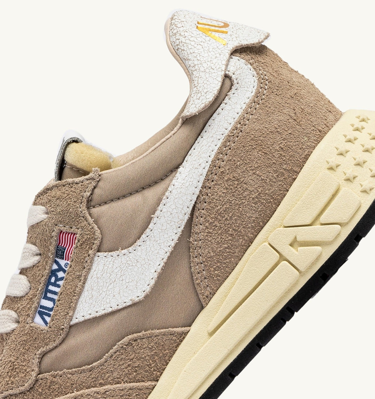 AUTRY Woman REELWIND LOW SNEAKERS IN PEPPER AND WHITE NYLON AND SUEDE