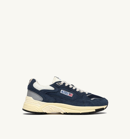 AUTRY Woman HYPERWAY SNEAKERS IN BLUETTE AND MARSHMALLOW MESH AND SUEDE
