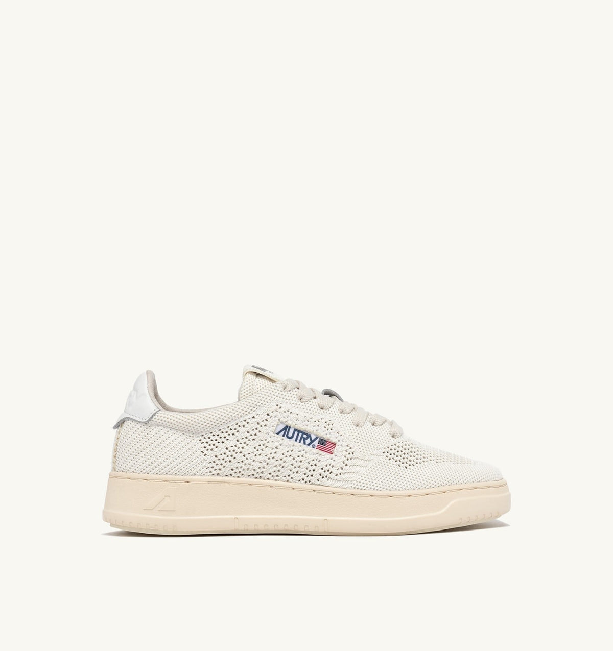 AUTRY Woman MEDALIST EASEKNIT LOW SNEAKERS IN IVORY WHITE KNIT