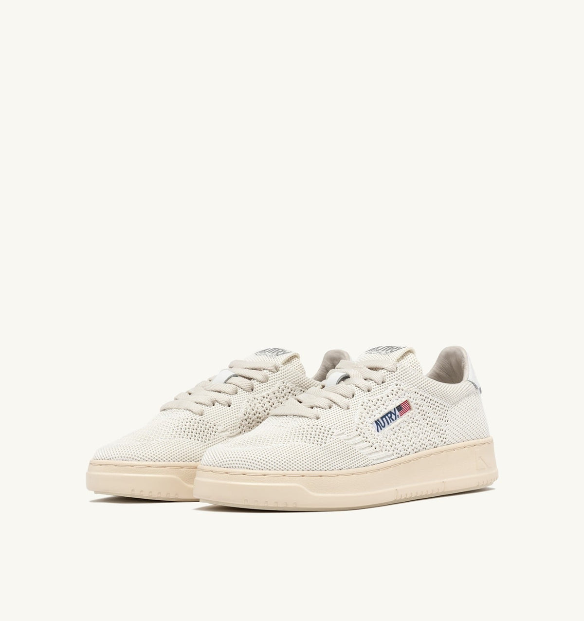 AUTRY Woman MEDALIST EASEKNIT LOW SNEAKERS IN IVORY WHITE KNIT