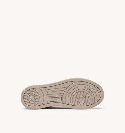 AUTRY Man MEDALIST LOW SNEAKERS IN SAND AND PUMPKIN LEATHER