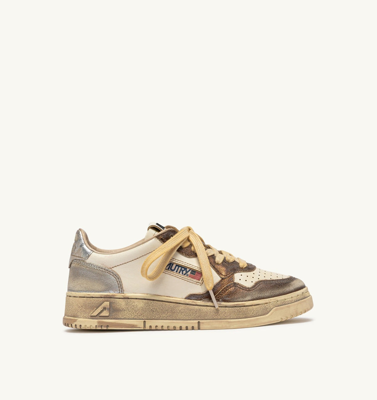 AUTRY Man MEDALIST LOW SUPER VINTAGE SNEAKERS IN CHOCOLATE AND SILVER LEATHER
