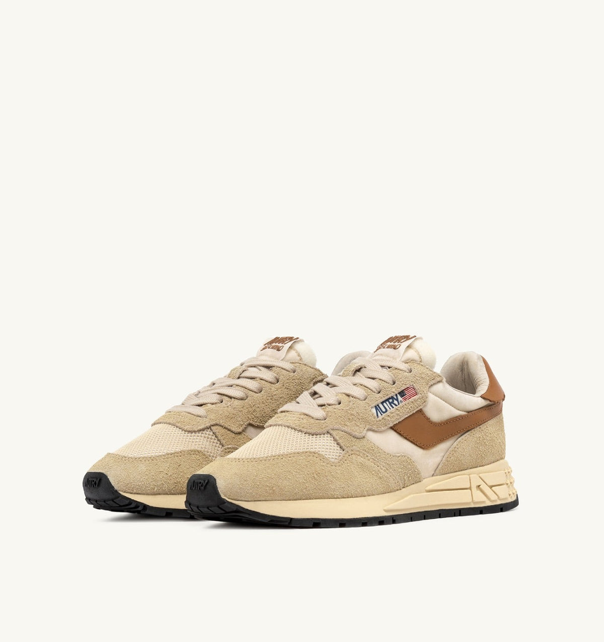 AUTRY Man REELWIND LOW SNEAKERS IN ECRU AND CATHAY SPICE SUEDE AND NYLON