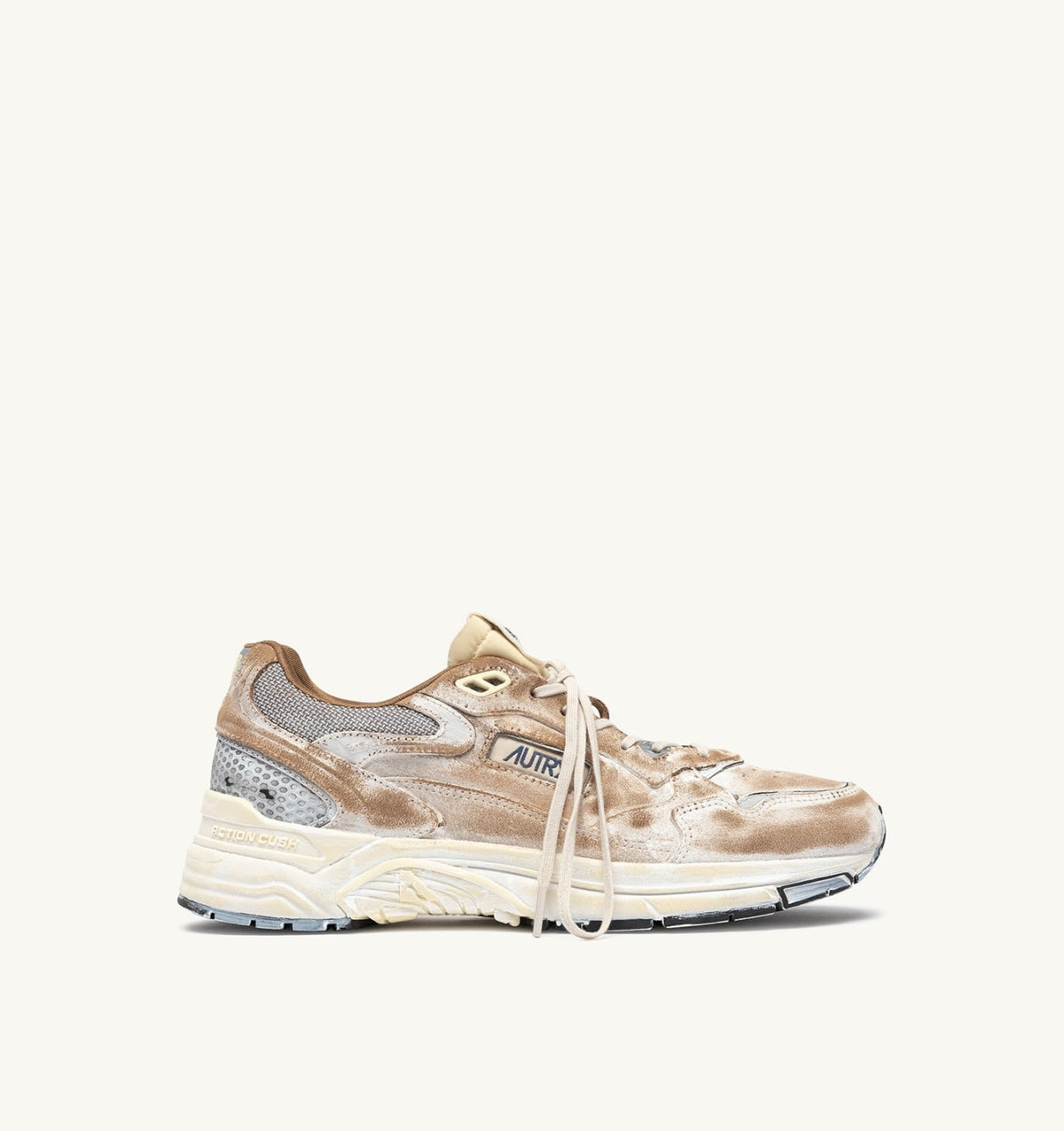 AUTRY Man HYPERWAY SUPER VINTAGE SNEAKERS IN MILKSHAKE AND SILVER SUEDE