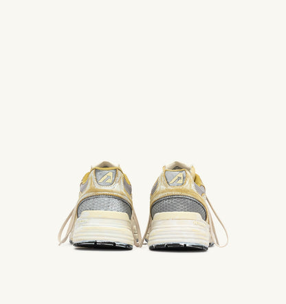 AUTRY Man HYPERWAY SUPER VINTAGE SNEAKERS IN YELLOW AND SILVER SUEDE