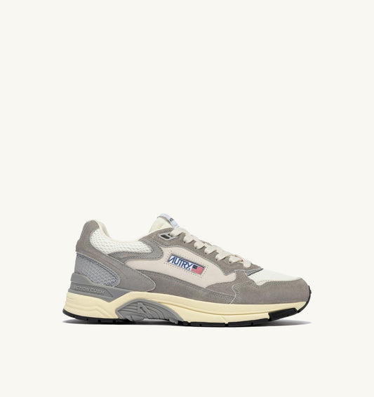 AUTRY Man HYPERWAY SNEAKERS IN WHITE AND LEAD GRAY MESH AND SUEDE