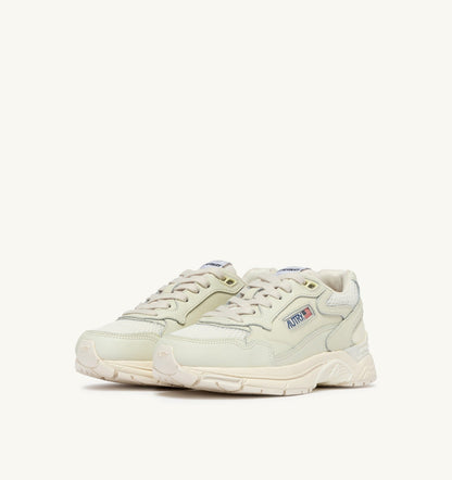 AUTRY Man HYPERWAY SNEAKERS IN WHISPER WHITE MESH AND NAPA LEATHER