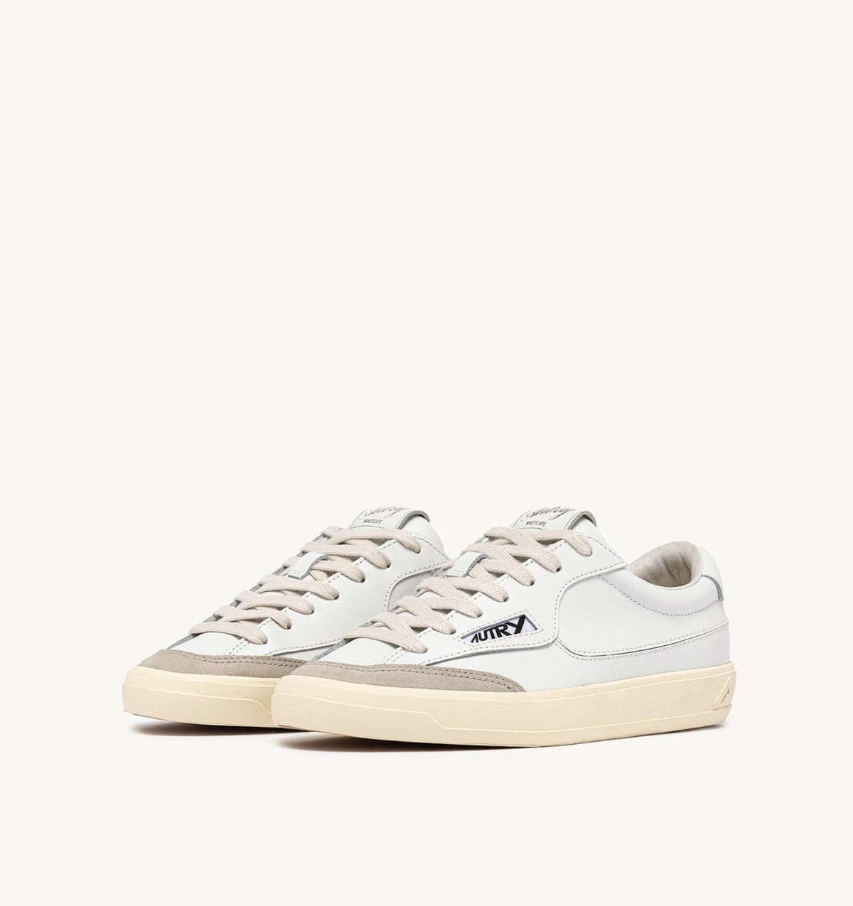 AUTRY Man WINDSCAPE LOW SNEAKERS IN WHITE LEATHER
