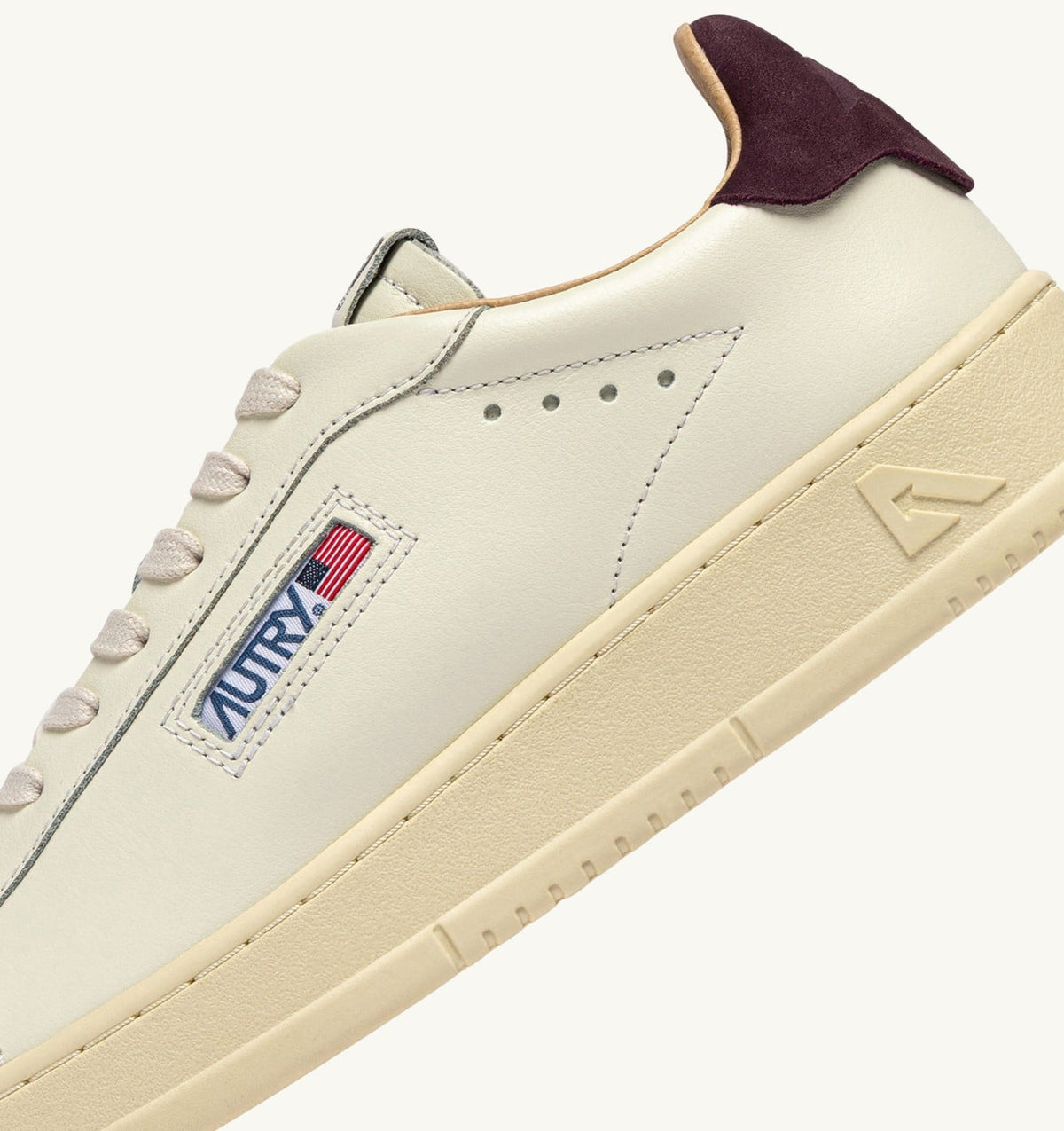 AUTRY Man DALLAS LOW SNEAKERS IN MARSHMALLOW AND FIG LEATHER