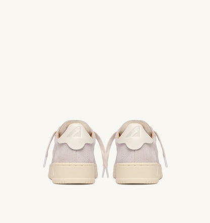 AUTRY Man DALLAS LOW SNEAKERS IN WHITE SUEDE