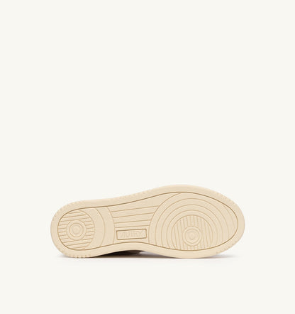 AUTRY Man DALLAS LOW SNEAKERS IN WHITE SUEDE