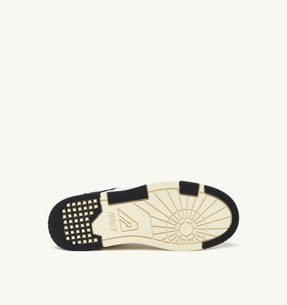 AUTRY Man CLC LOW SNEAKERS IN WHITE LEATHER AND BLACK SUEDE