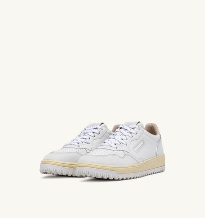 AUTRY Man GOLF LOW SNEAKERS IN WHITE LEATHER