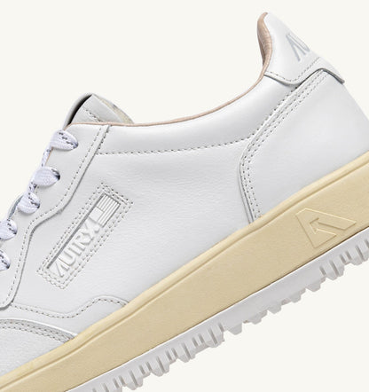AUTRY Man GOLF LOW SNEAKERS IN WHITE LEATHER