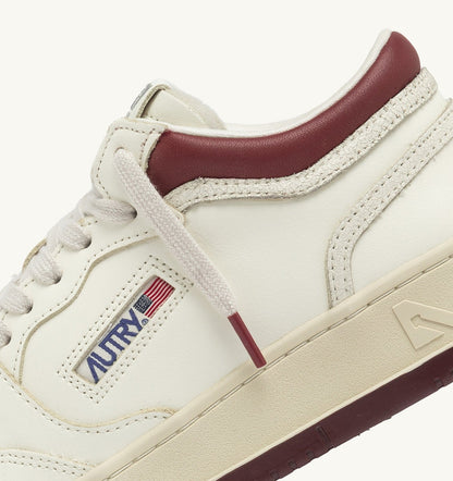 AUTRY Man MED-WAY SNEAKERS IN LEATHER COLOR MARSHMALLOW AND SYRAH