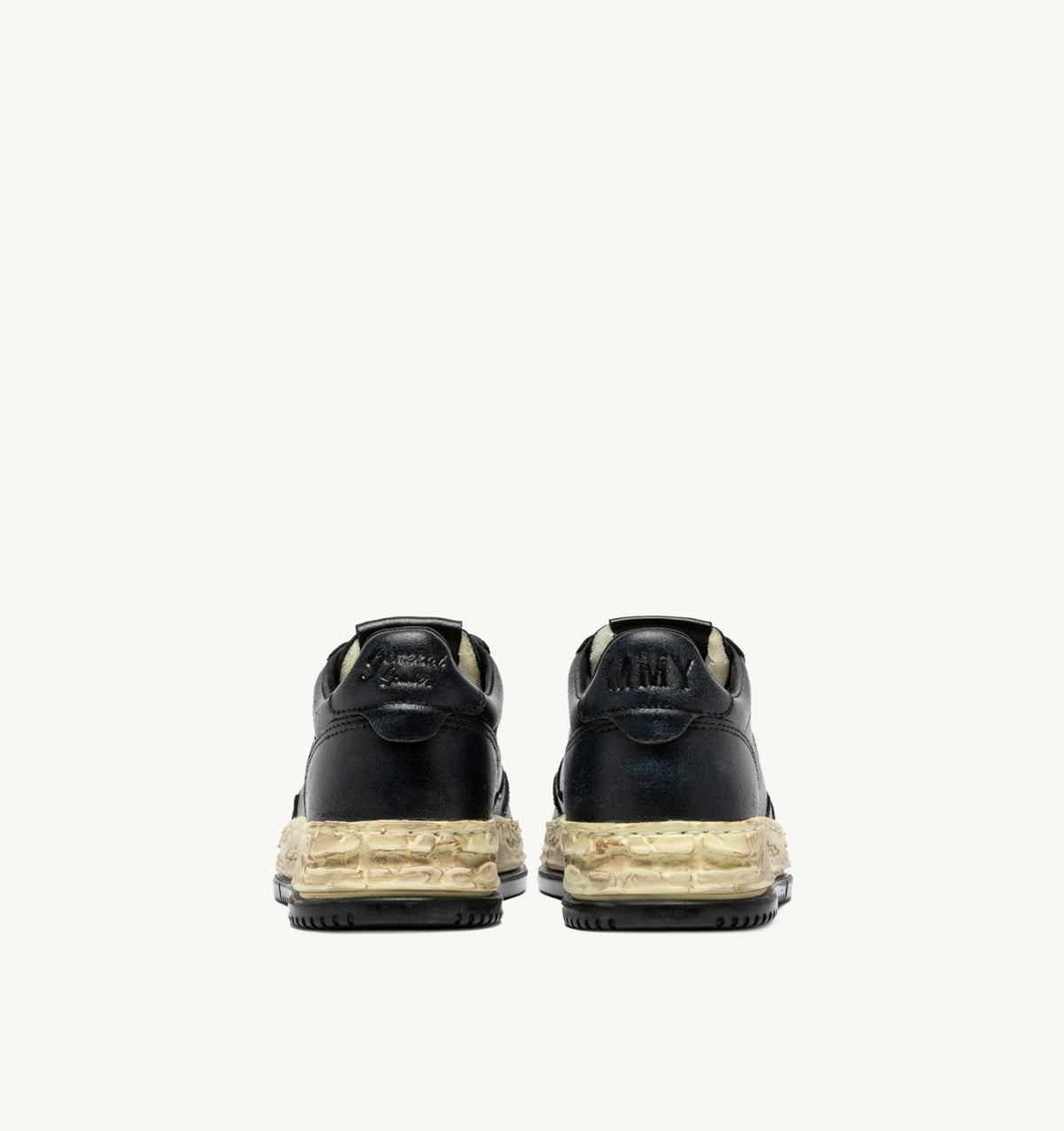 AUTRY Woman MEDALIST LOW SUPER VINTAGE 'Autry x Maison MIHARA YASUHIRO General Scale.' SNEAKERS IN BLACK LEATHER