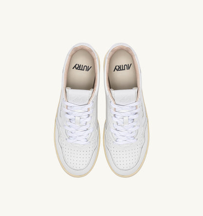 AUTRY Woman GOLF LOW SNEAKERS IN WHITE LEATHER