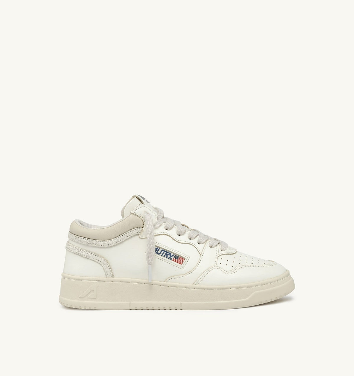 AUTRY Woman MED-WAY SNEAKERS IN LEATHER COLOR MARSHMALLOW AND WHITE
