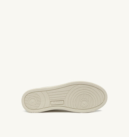 AUTRY Woman MED-WAY SNEAKERS IN LEATHER COLOR MARSHMALLOW AND WHITE