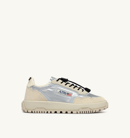 AUTRY Woman WILDPACE LOW SNEAKERS IN WHITE AND SILVER FABRIC AND SUEDE