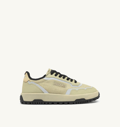 AUTRY Woman WILDPACE LOW SNEAKERS IN RIPSTOP NYLON AND LEATHER COLOR TIDAL FOAM AND REFLEX