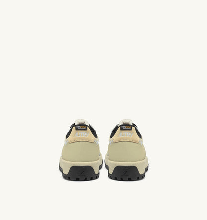 AUTRY Woman WILDPACE LOW SNEAKERS IN RIPSTOP NYLON AND LEATHER COLOR TIDAL FOAM AND REFLEX
