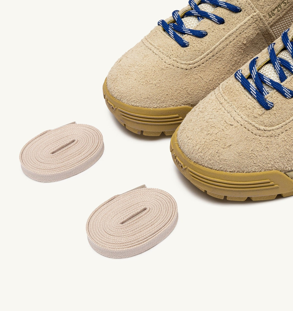 AUTRY Woman MALGA ST.MORITZ IN COOKIE AND DEJA VU BLUE SUEDE