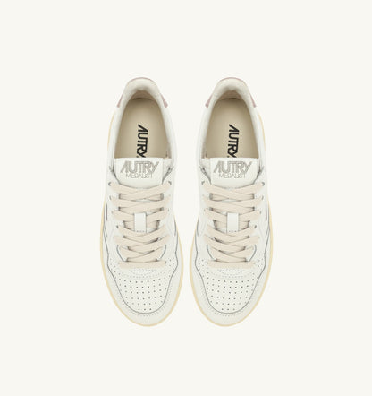 AUTRY Woman MEDALIST PLATFORM SNEAKERS IN WHITE AND POWDER PINK LEATHER